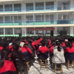 沂南网安大队会同依汶派出所开展打谣宣传进校园活动